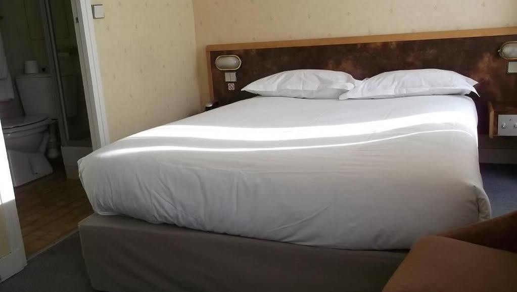 Moulin 3* Parigi